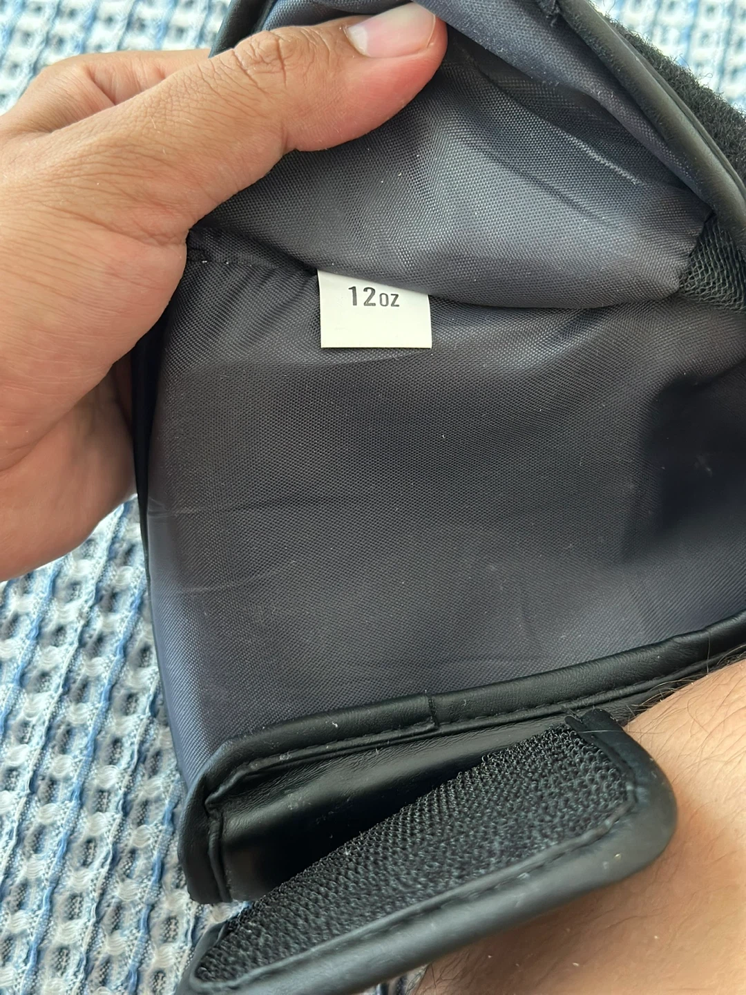 Everlast Elite 12oz Boxing Gloves - photo 3