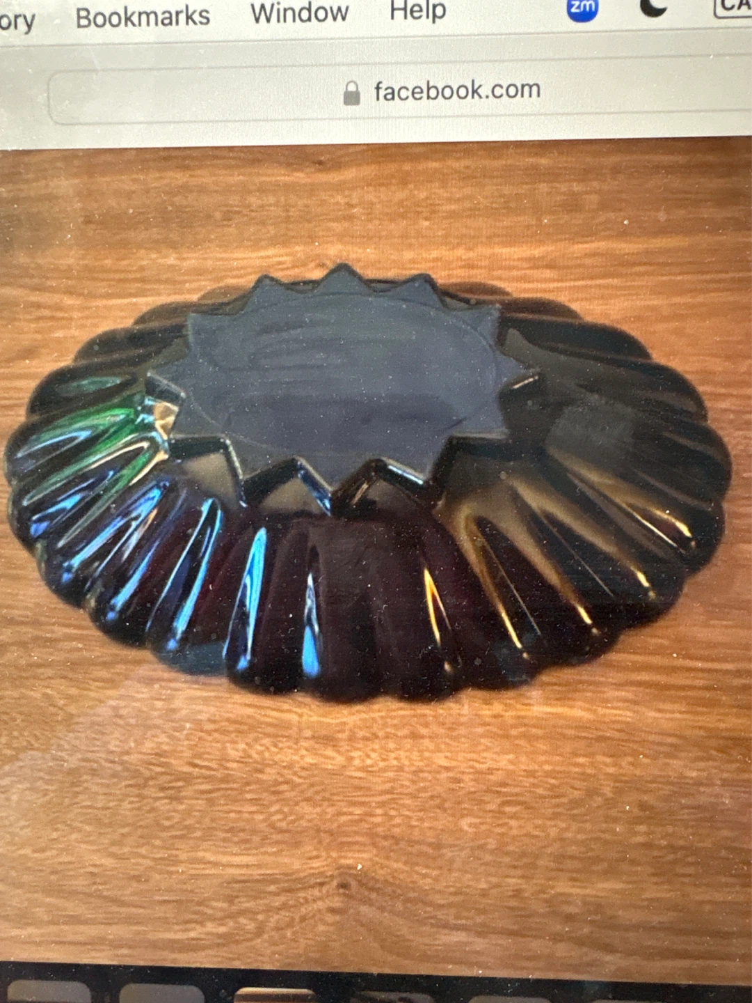 Vintage Anchor Hocking large Glass Scalloped Dish - photo 3