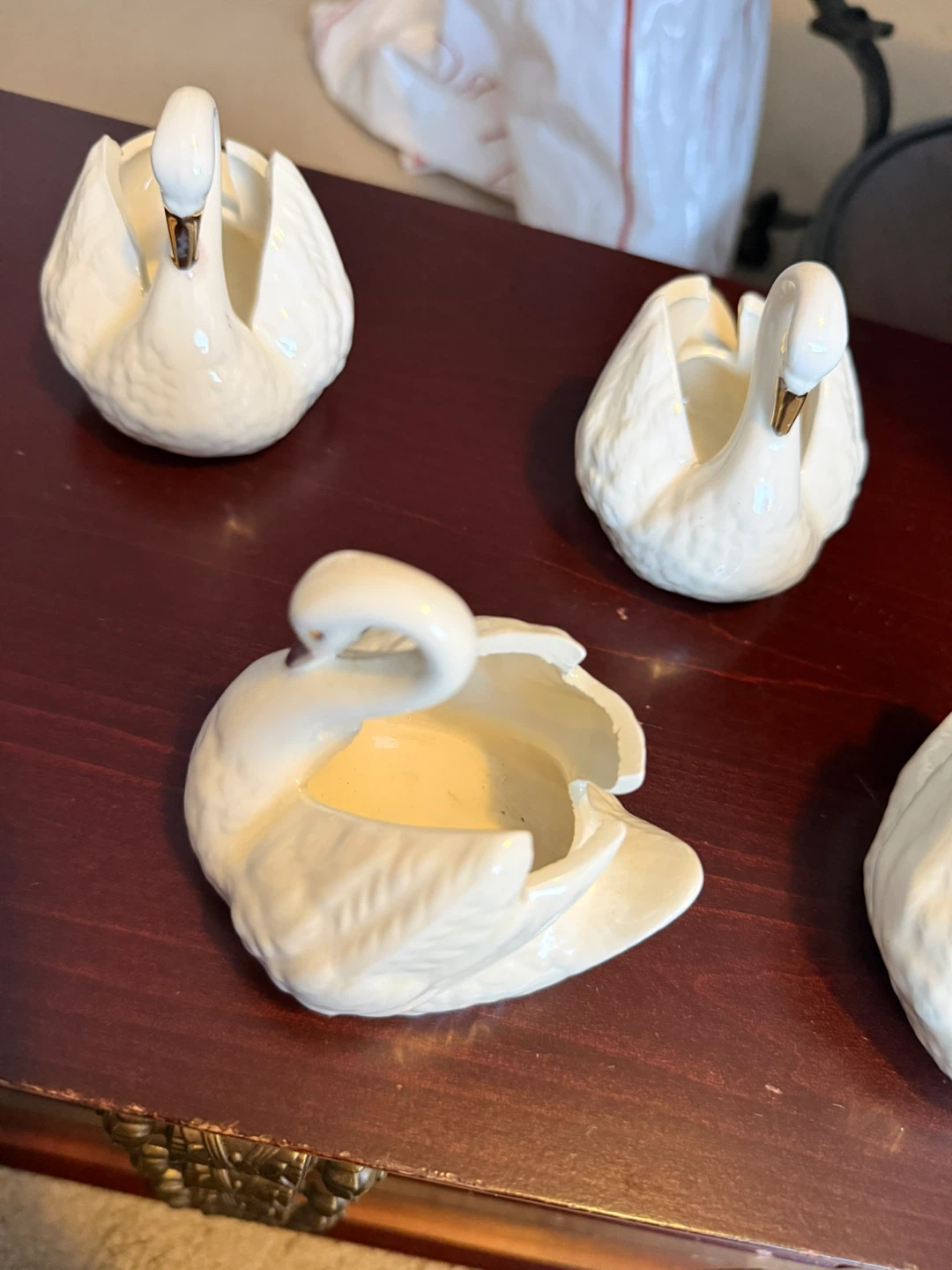VTG White Ceramic Swan Trinket/Jewelry Holders - photo 2