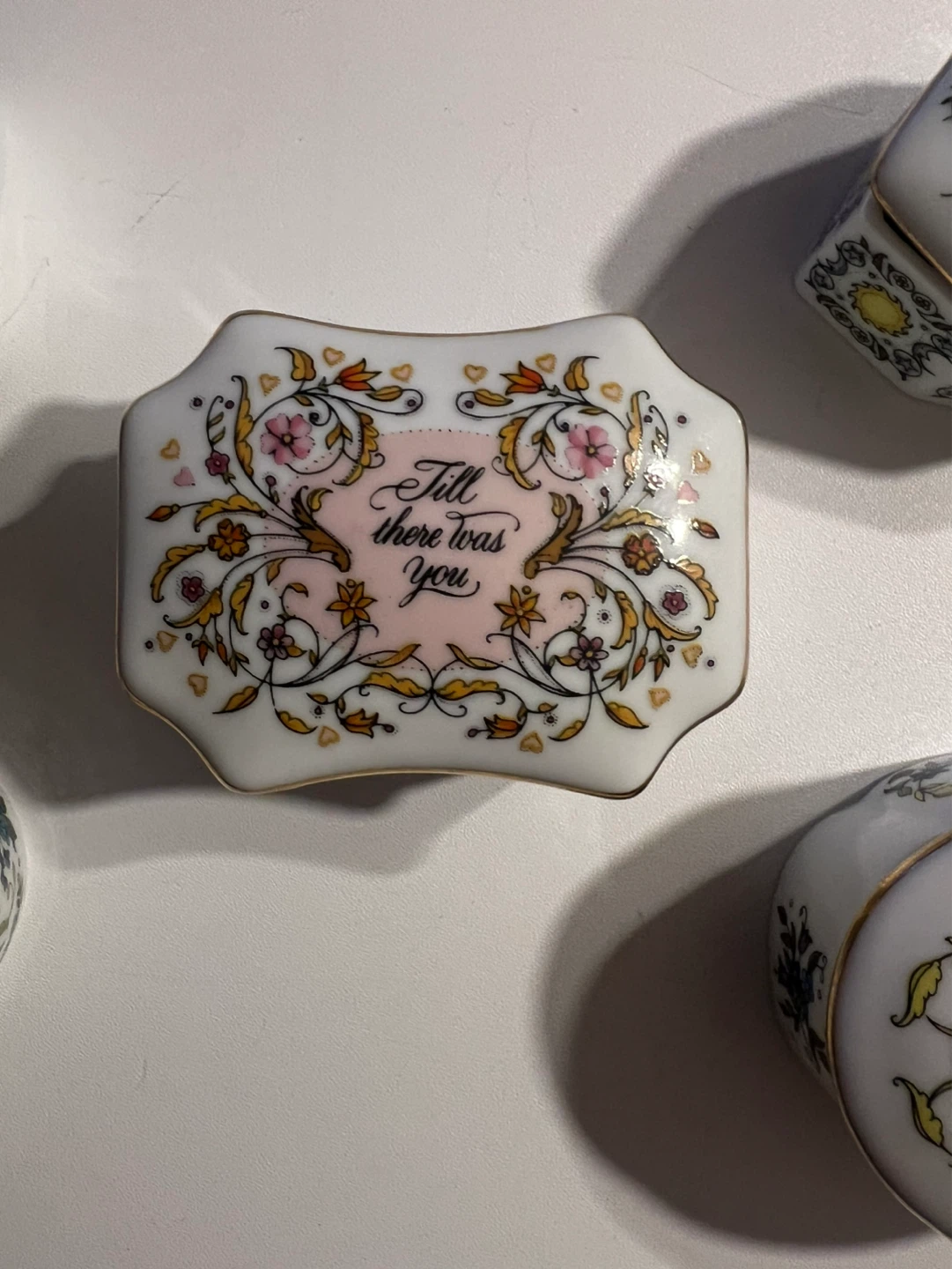 Vintage Decorative Porcelain Trinket Boxes Lot - photo 3
