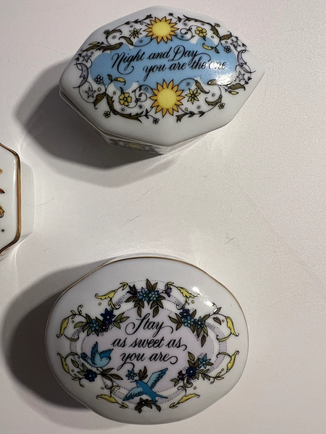 Vintage Decorative Porcelain Trinket Boxes Lot - photo 2