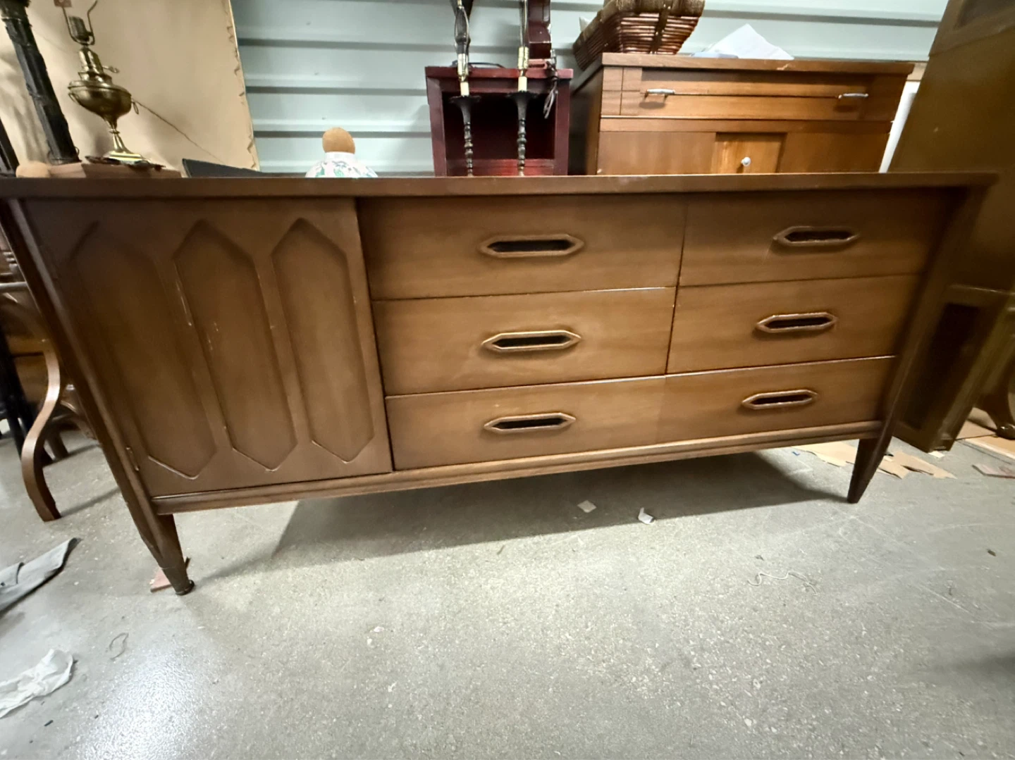 Mid-Century Modern 6-Drawer Dresser - photo 3