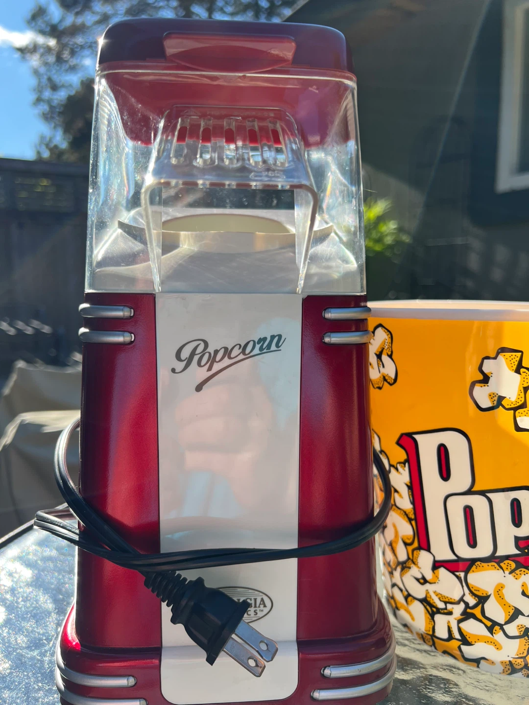 Retro Red Popcorn Maker - photo 2