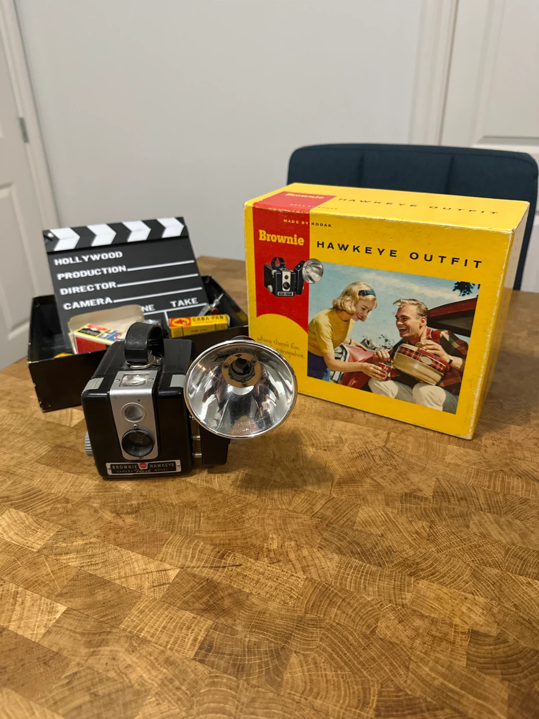 Kodak Brownie Hawkeye Outfit Camera with Flash