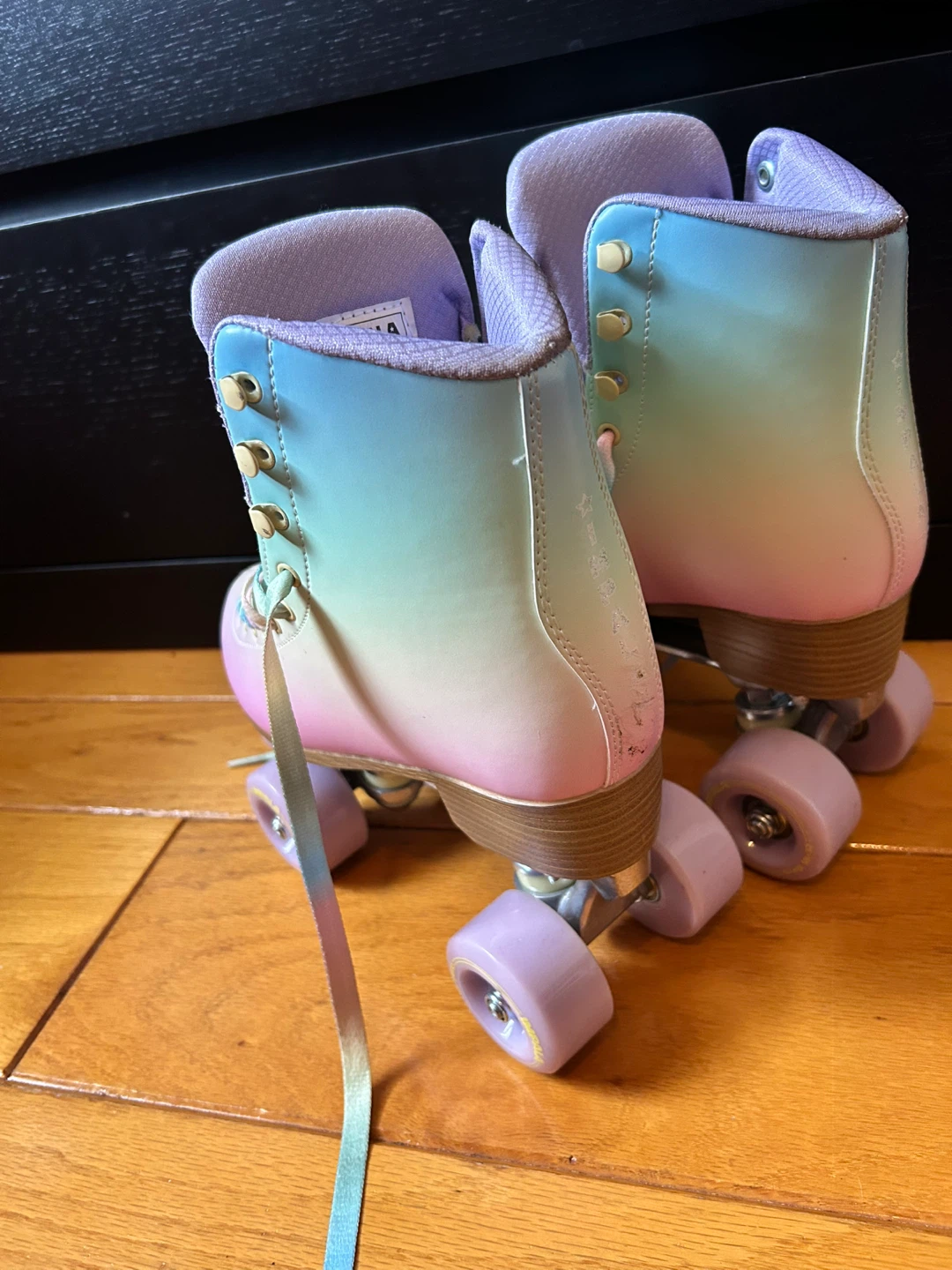 Impala Roller Skates Size 7 - photo 4