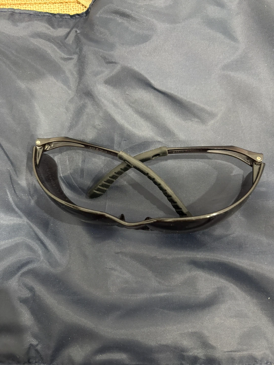 Black Sunglasses - photo 2
