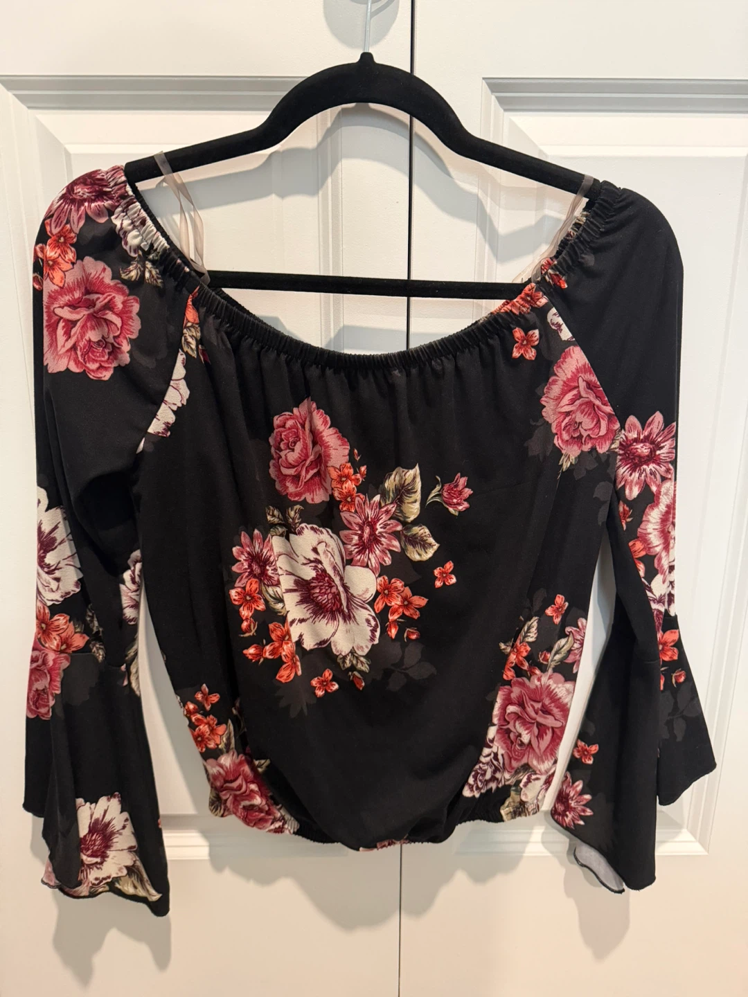 Black floral off-the-shoulder bell sleeve crop top