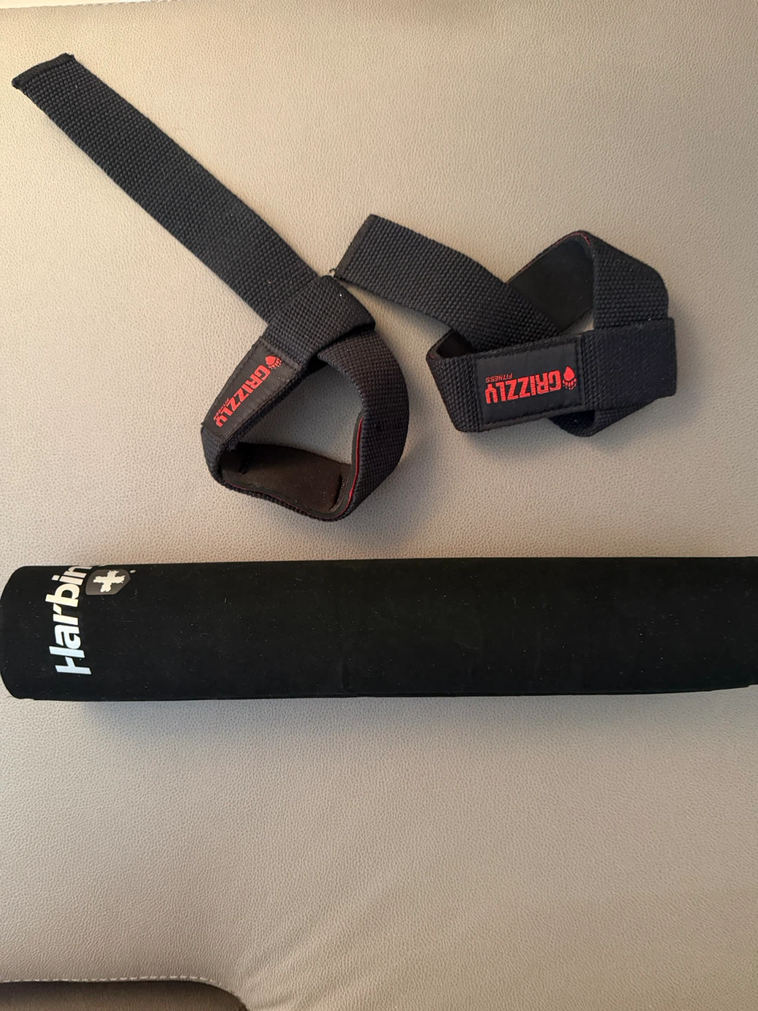 Grizzly Fitness Lifting Straps & Harbinger Padded Barbell Pad