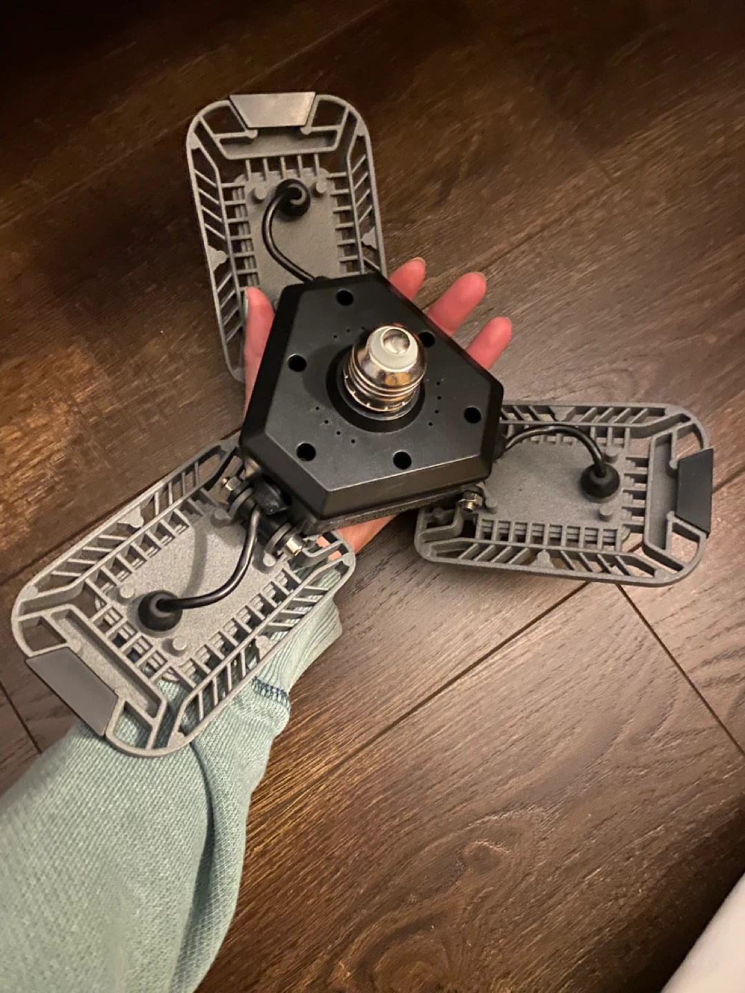 BELL+HOWELL LED Garage Light - photo 3