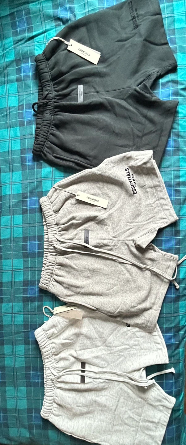 Essentials Fear of God Sweat Shorts (3 pairs) - photo 4