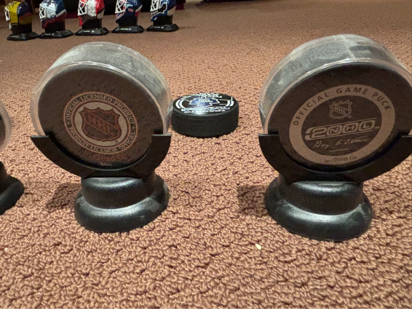 NHL Hockey Puck Collection with Auto - photo 5