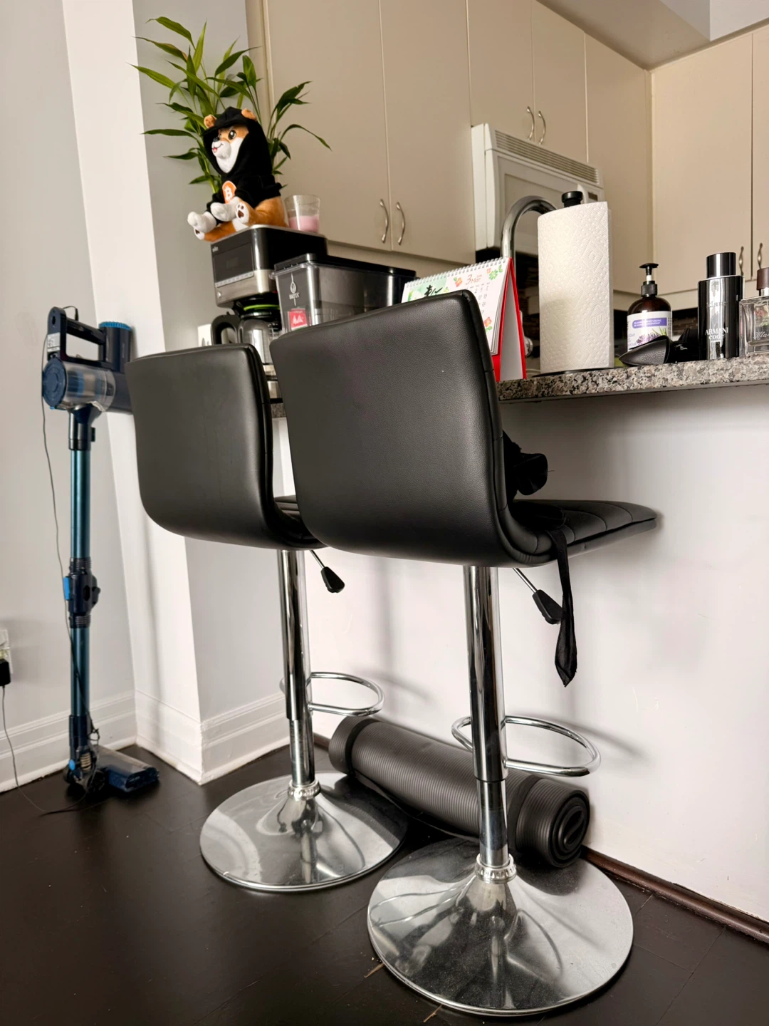 Set of 2 Black Adjustable Bar Stools