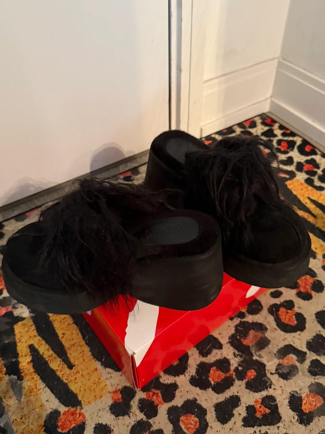 Black Fuzzy Platform Mules Size 7 - photo 3