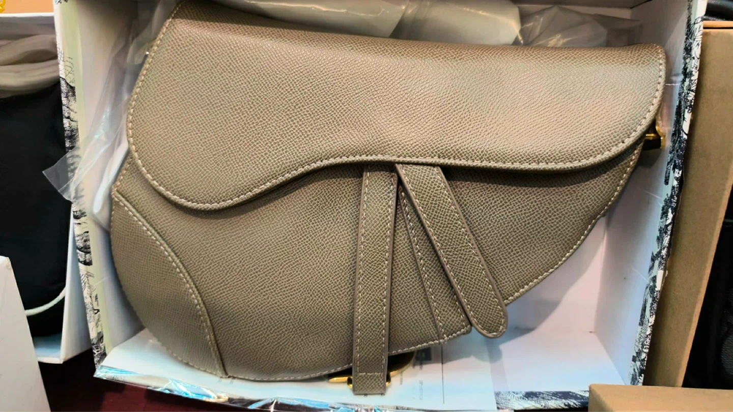 High end Dior Saddle Bag - photo 2