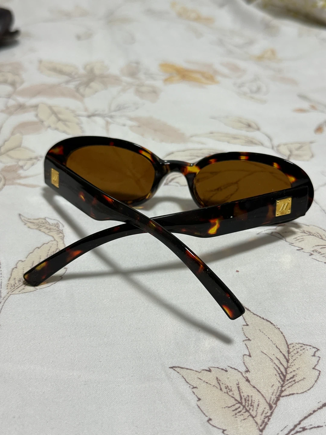 Tortoiseshell Oval Sunglasses - photo 5