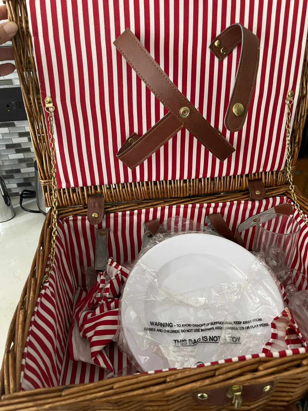 Wicker Picnic Basket with Red and White Striped Lining - photo 3