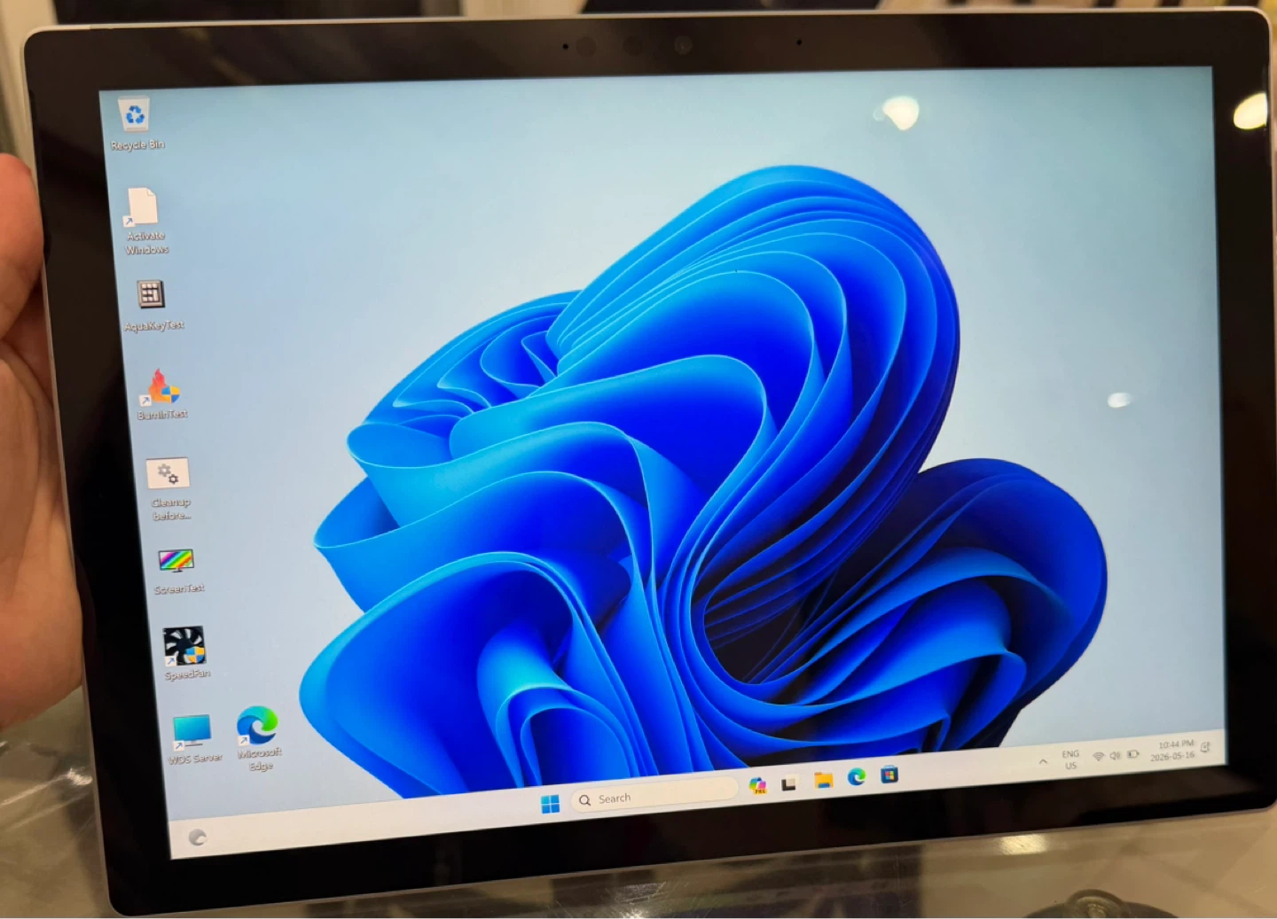 Microsoft Surface Tablet - photo 2