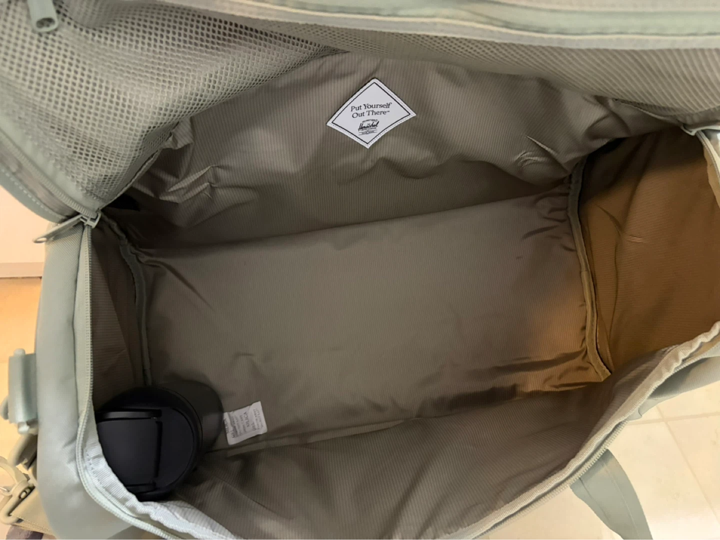 Herschel - Limited Edition Seagrass colourway Duffle bag - photo 4