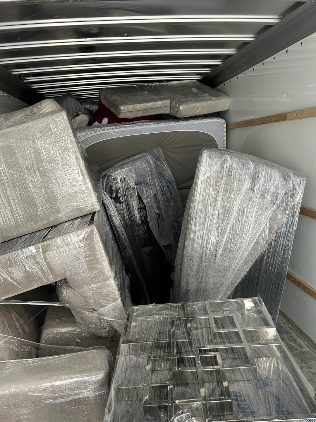 Movers!!!!!!!! - photo 2