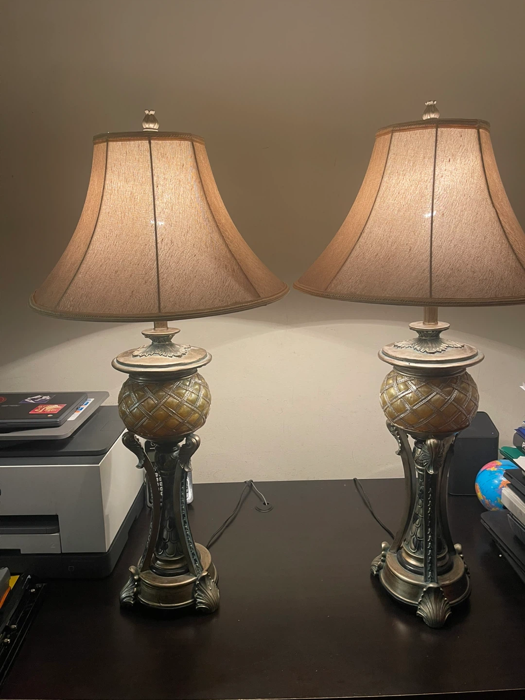 Set of 2 Table Lamps with Decorative Bases - photo 4