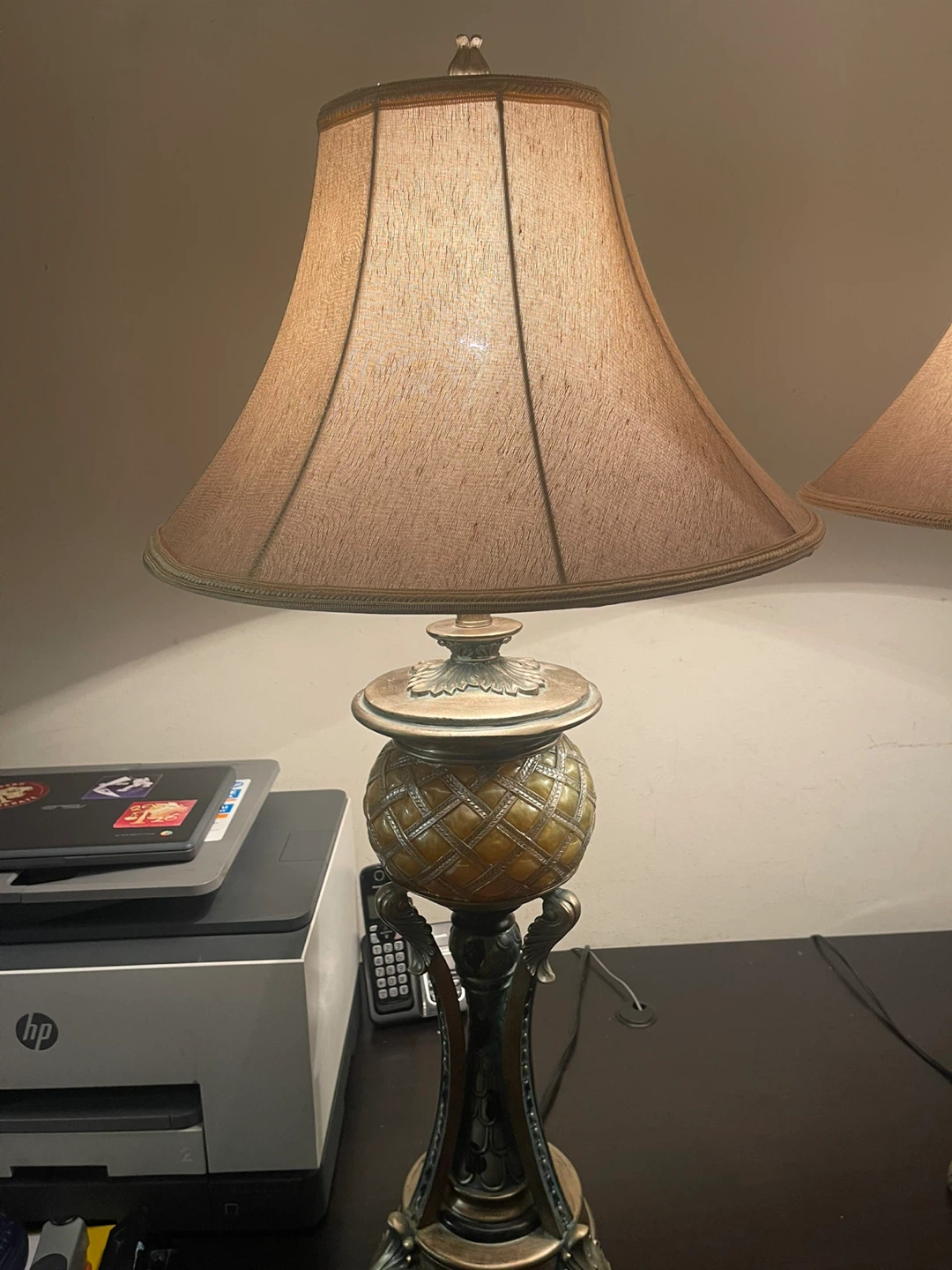 Set of 2 Table Lamps with Decorative Bases - photo 3