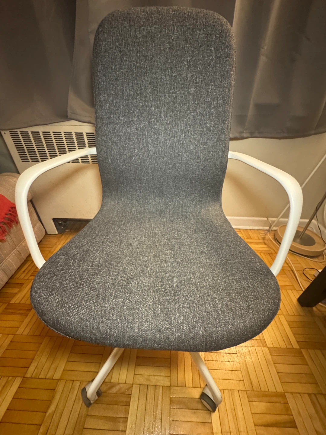 IKEA LÄNGFJÄLL Conference Chair - Dark Gray/ White