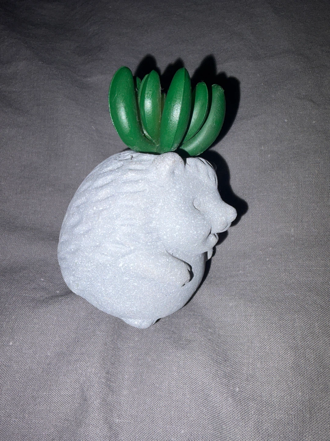 Hedgehog planter with artificial succulent - photo 5