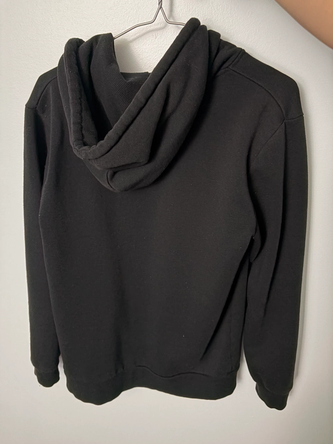 Forever 21 Black Zip-Up Hoodie - photo 2
