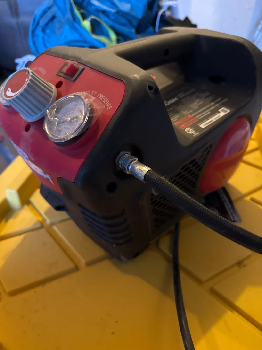 Toughbuilt 12V Portable Air Compressor