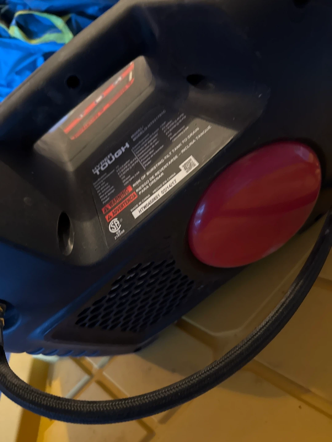 Toughbuilt 12V Portable Air Compressor - photo 3