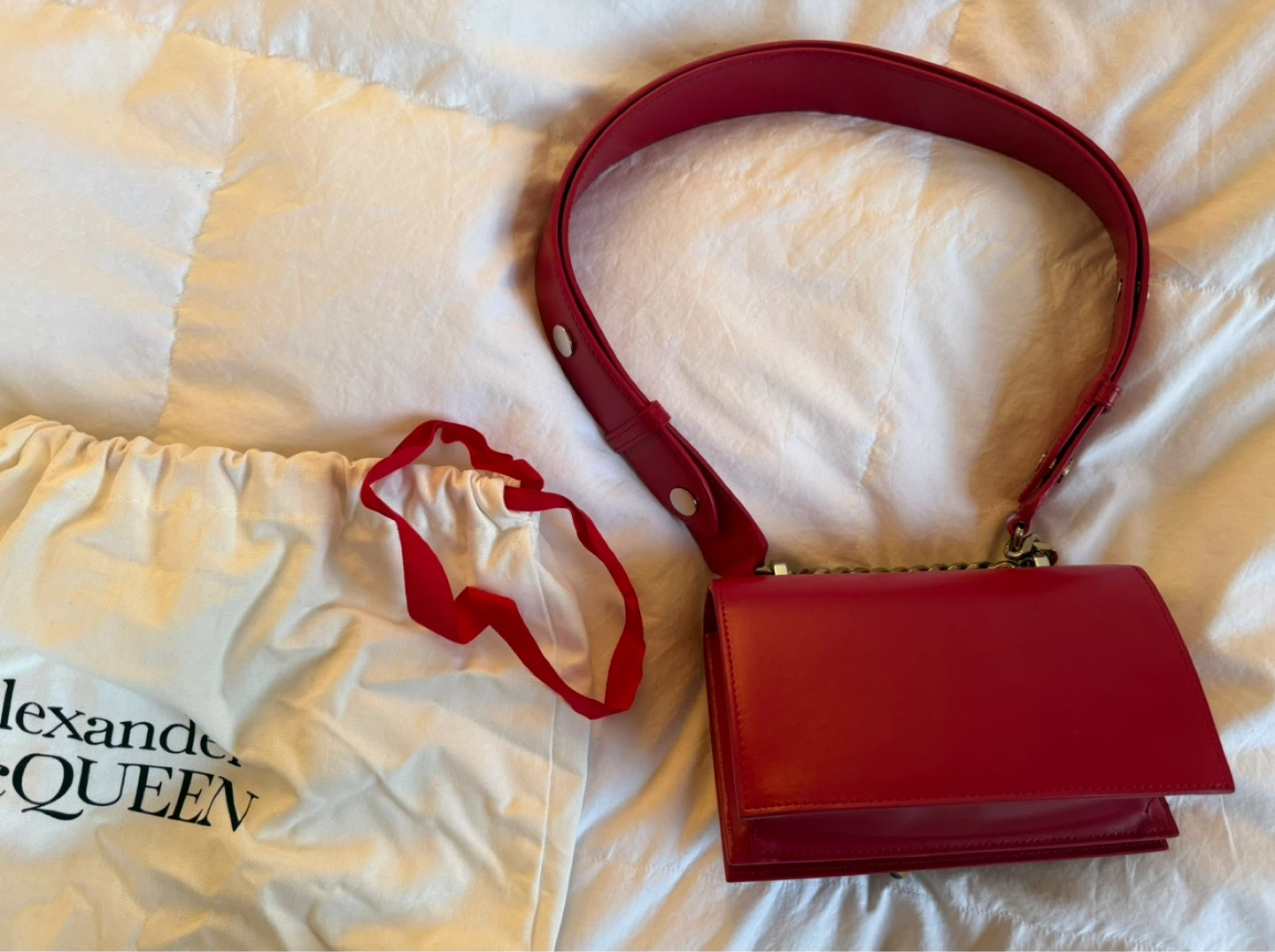 Alexander McQueen Red Leather Skull Clutch/Shoulder Bag - photo 2