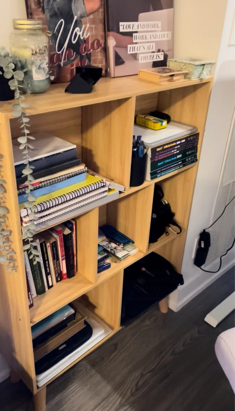 Wooden Bookshelf - photo 3
