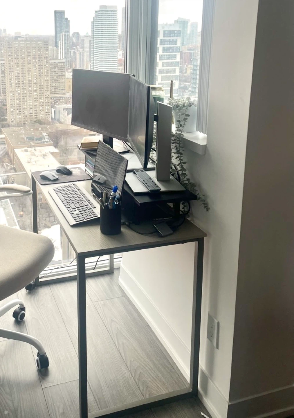 Simple Computer Desk - 40" x 19" x 28" - photo 2