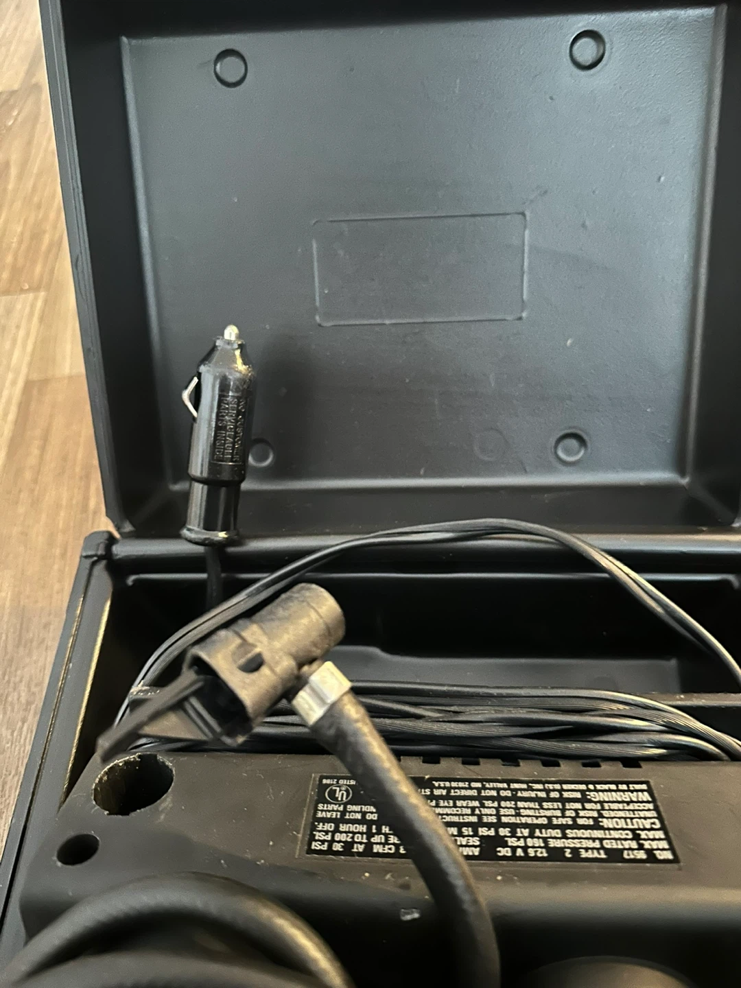Black & Decker Inflator 200 with Case - photo 4