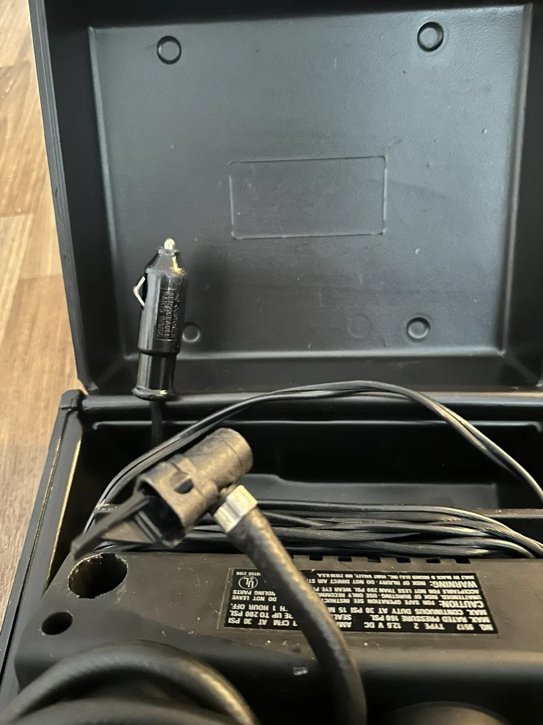 Black & Decker Inflator 200 with Case - photo 4