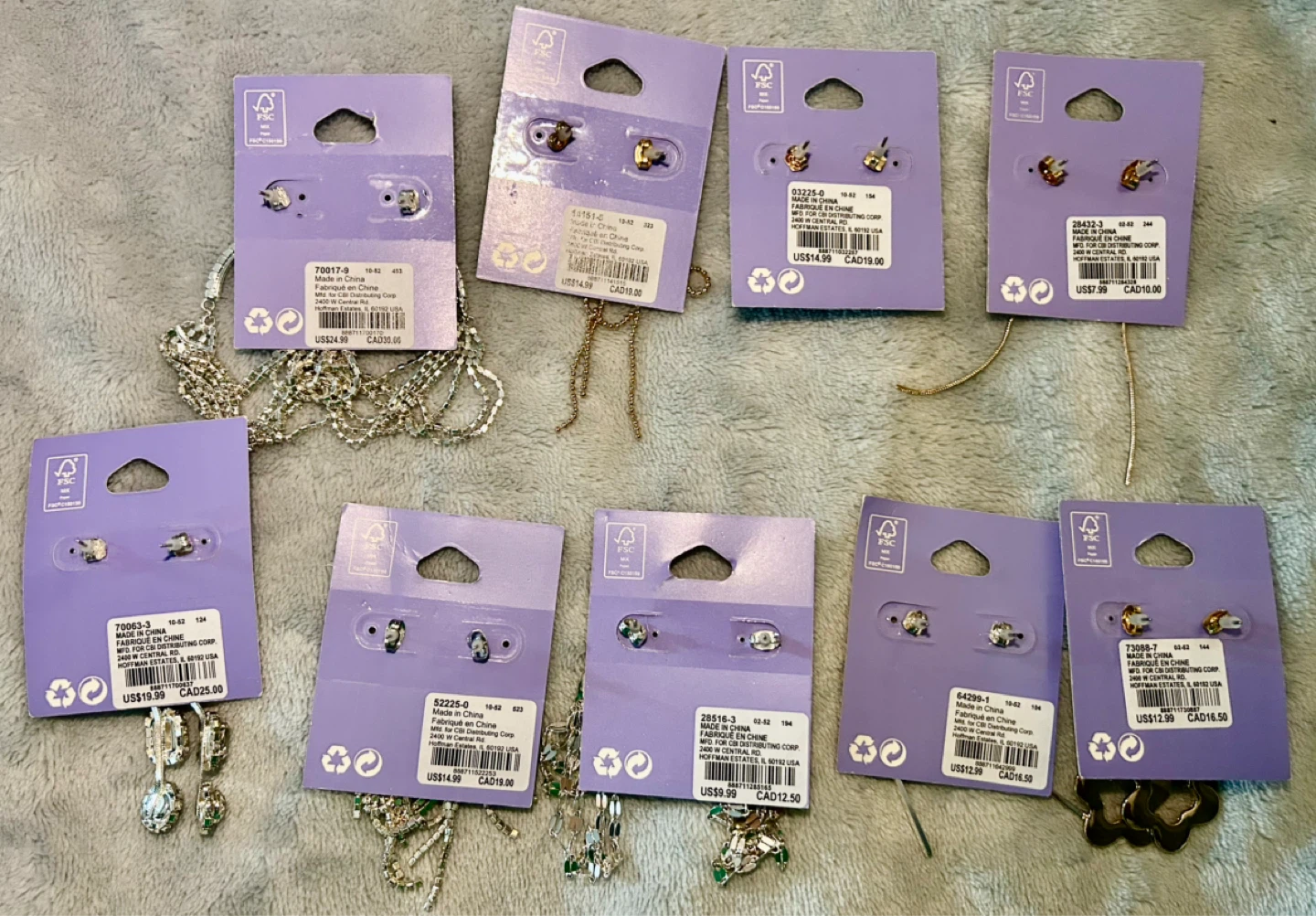 Claire's Lot of 8 Pairs of Fashion Earrings - photo 2
