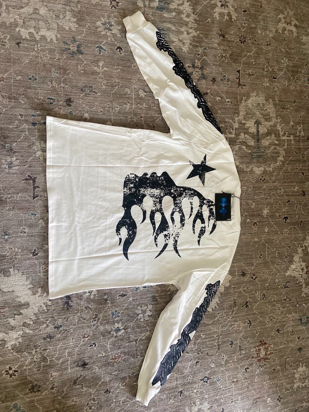 Hellstar Victory Man Long Sleeve T-Shirt White