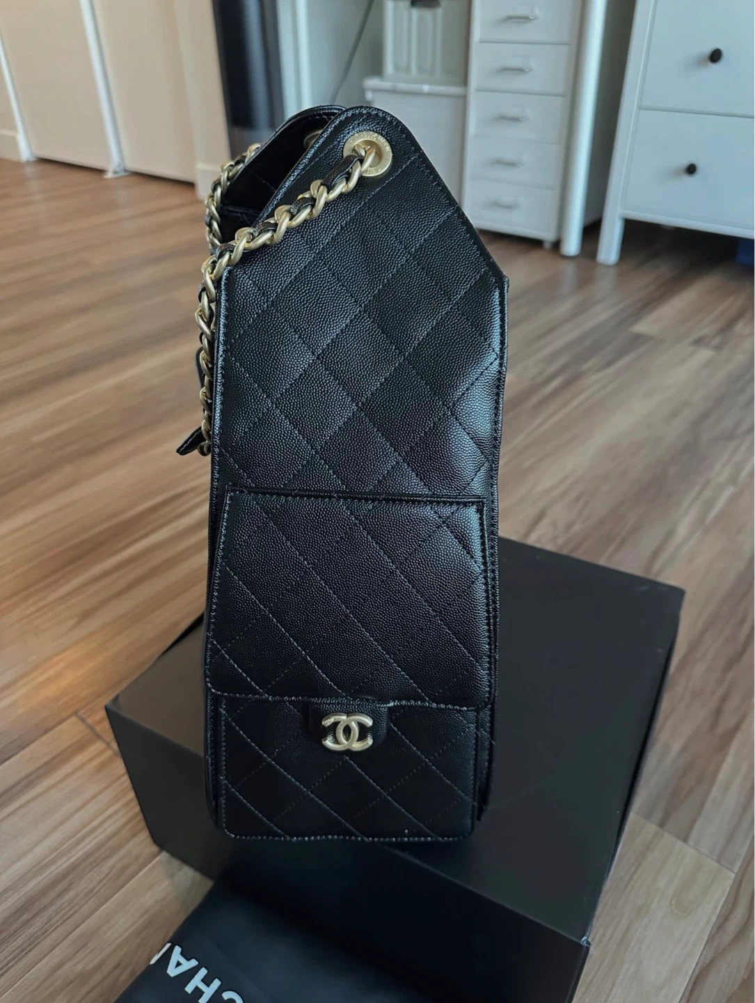Chanel 25 Large Black Caviar - photo 3
