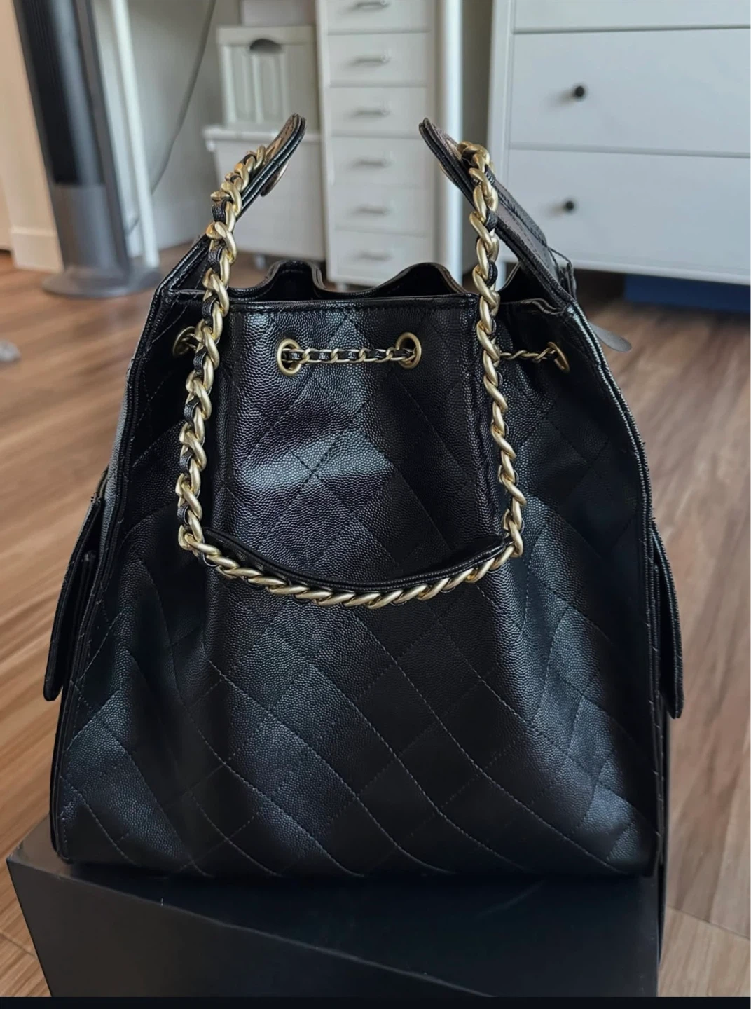Chanel 25 Large Black Caviar - photo 2