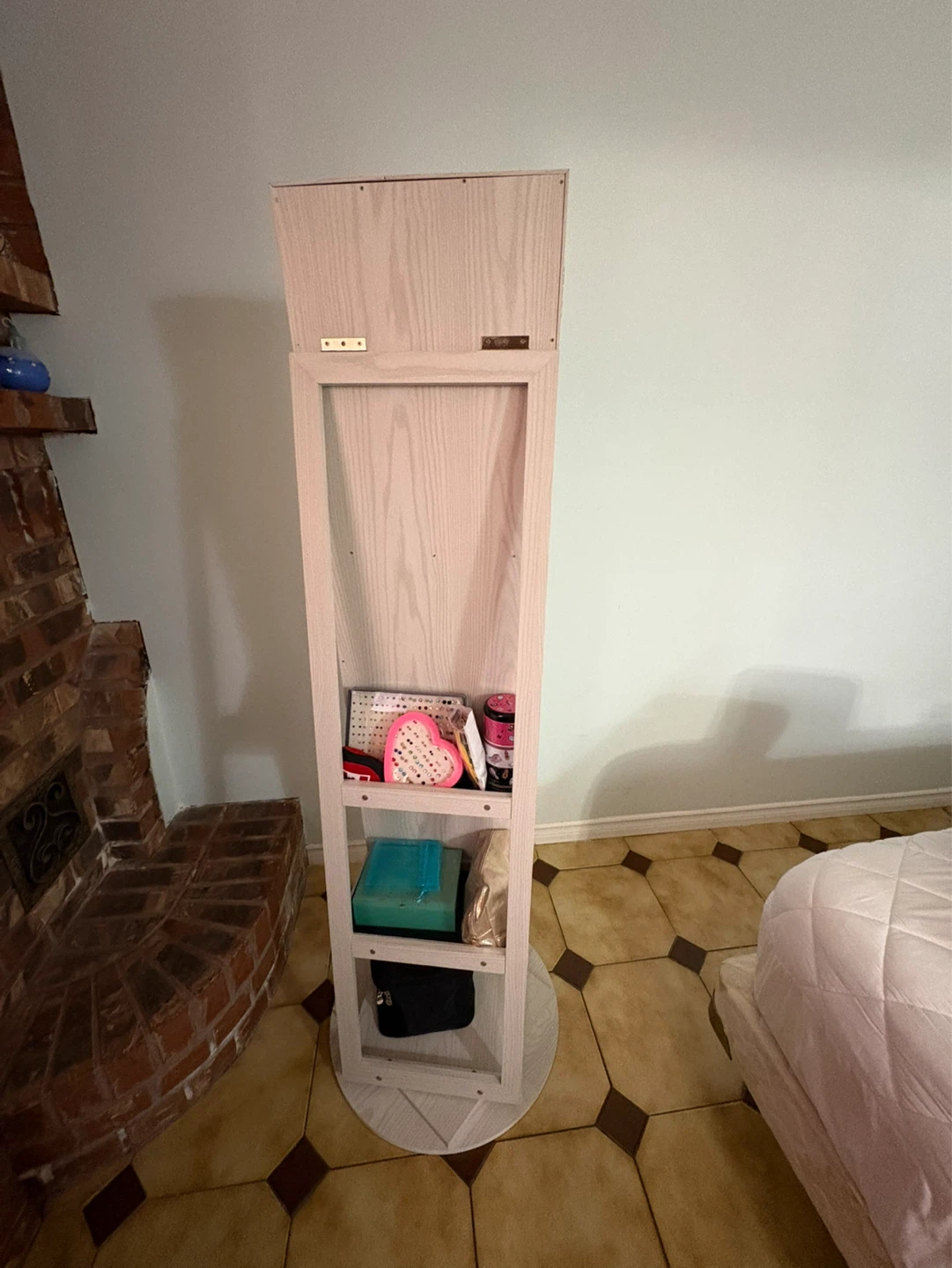 Jewelry cabinet - photo 3