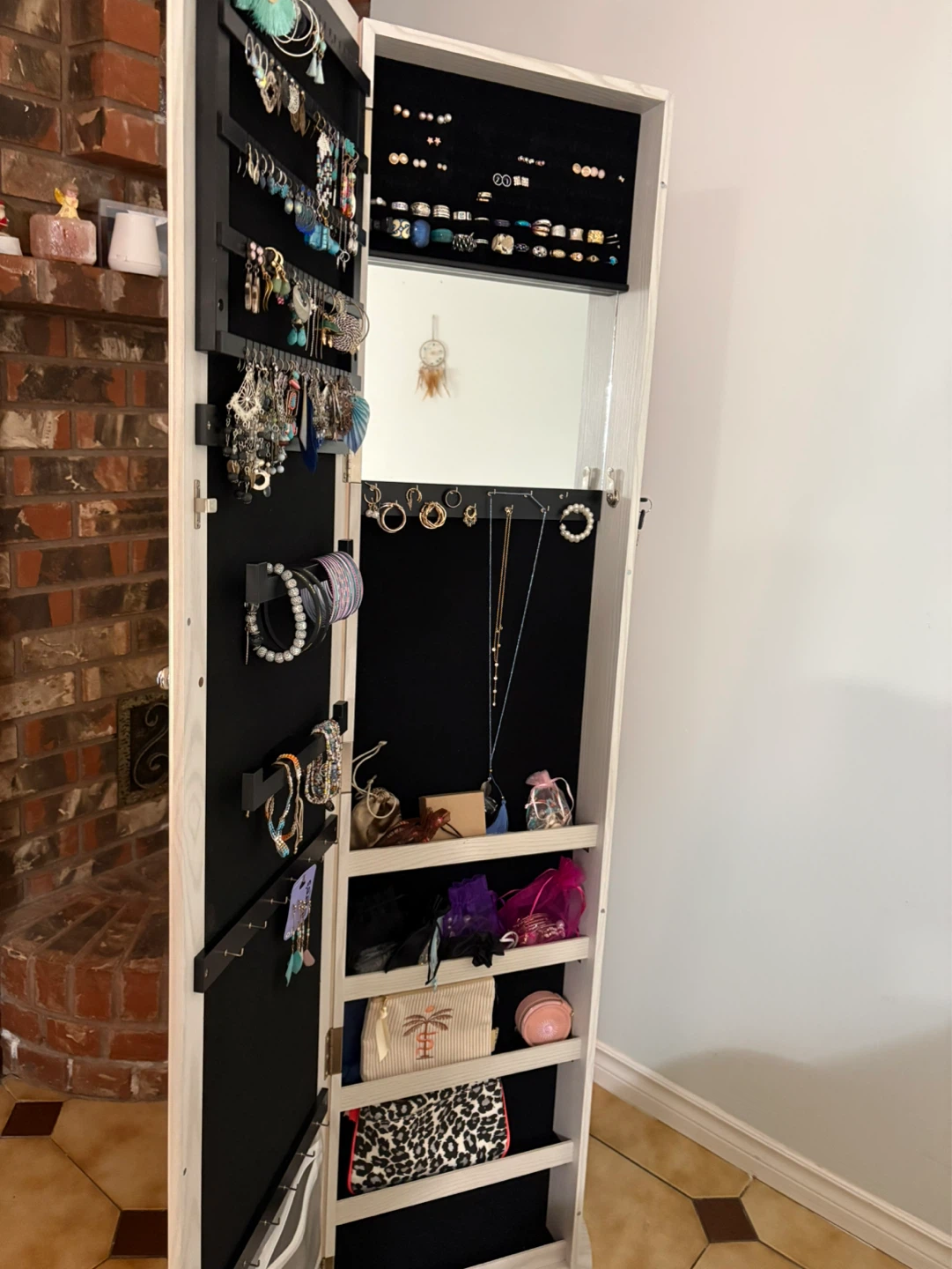 Jewelry cabinet - photo 2