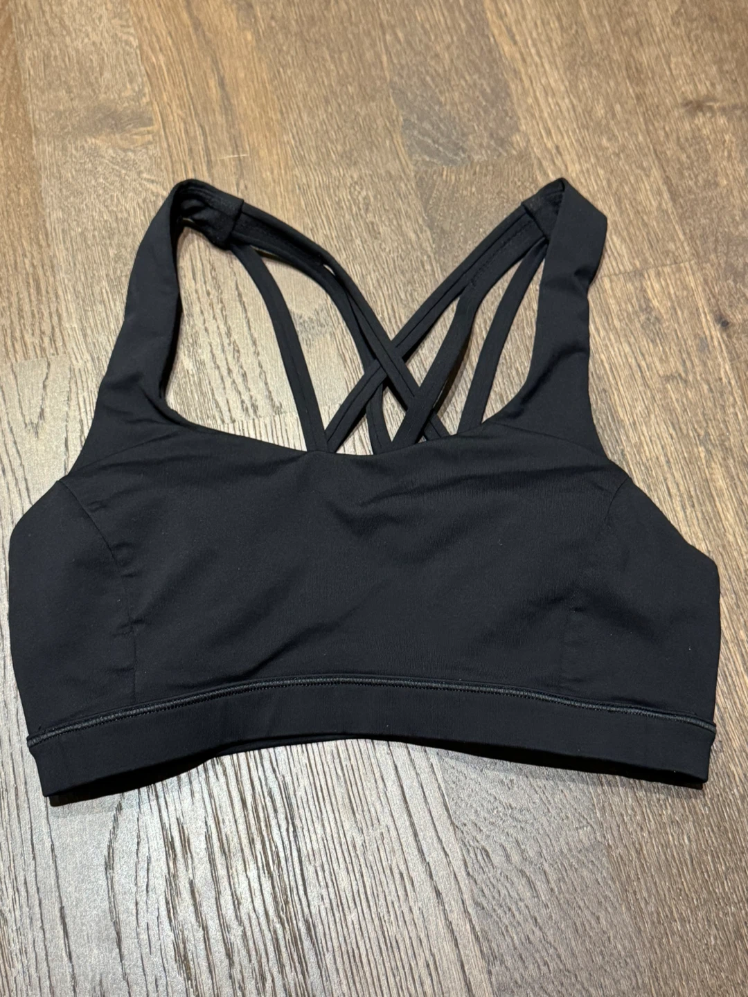 (size 4) Lululemon Free To Be Serene Bra