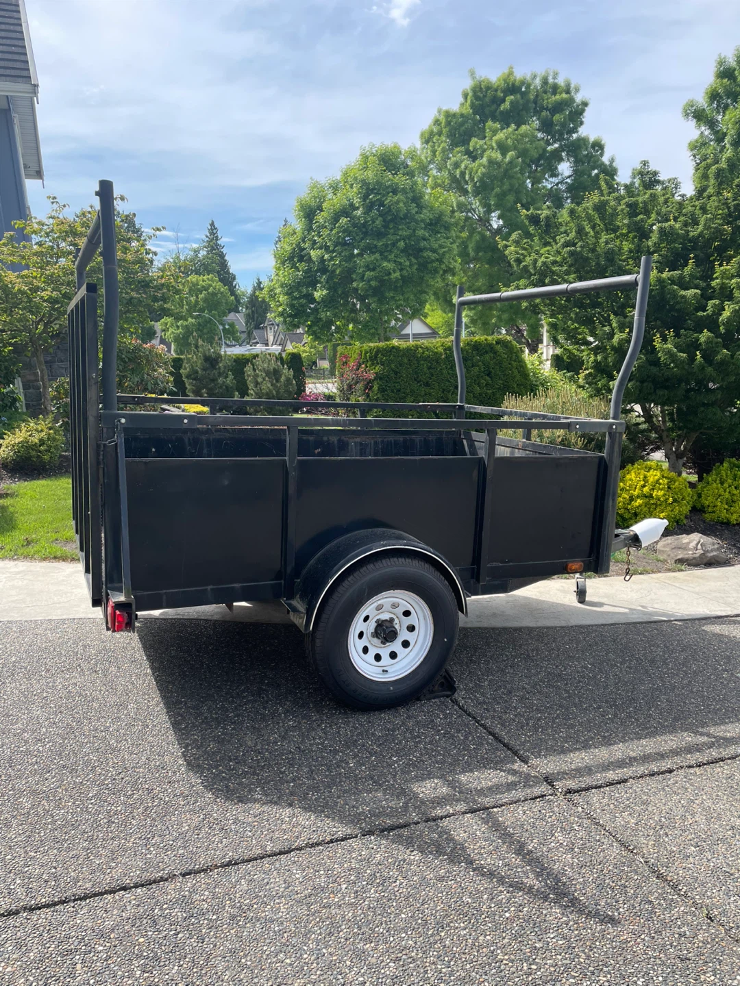 Utility Trailer with Tool Rack - photo 4