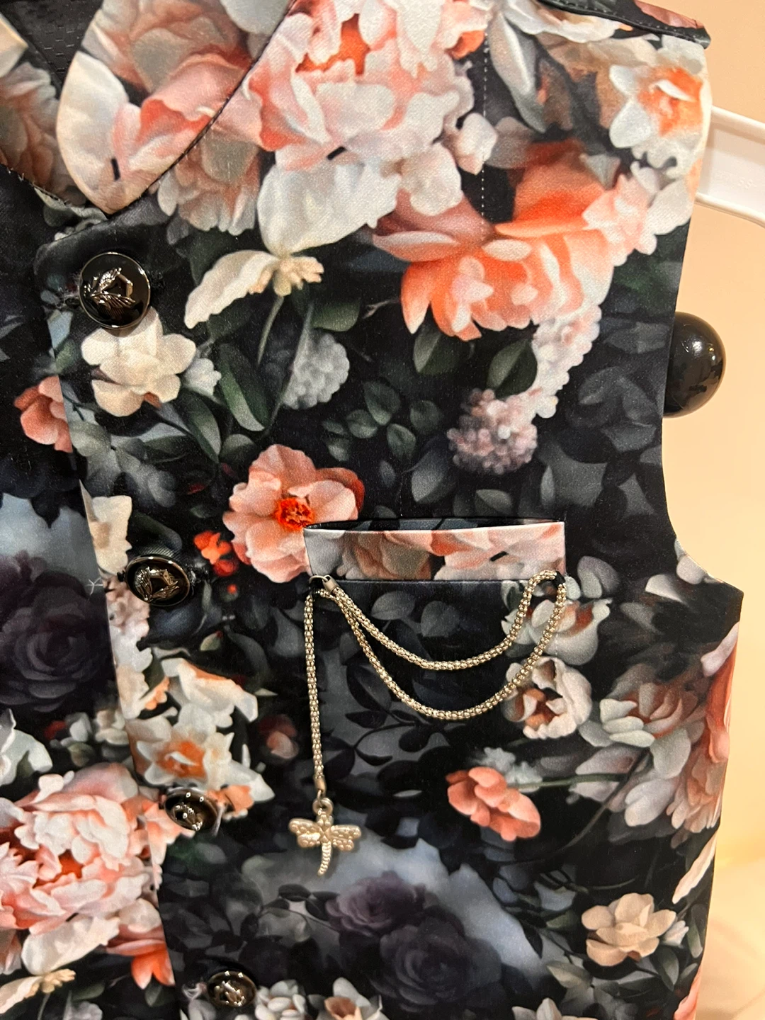 Floral Vest with Dragonfly Charm - photo 2