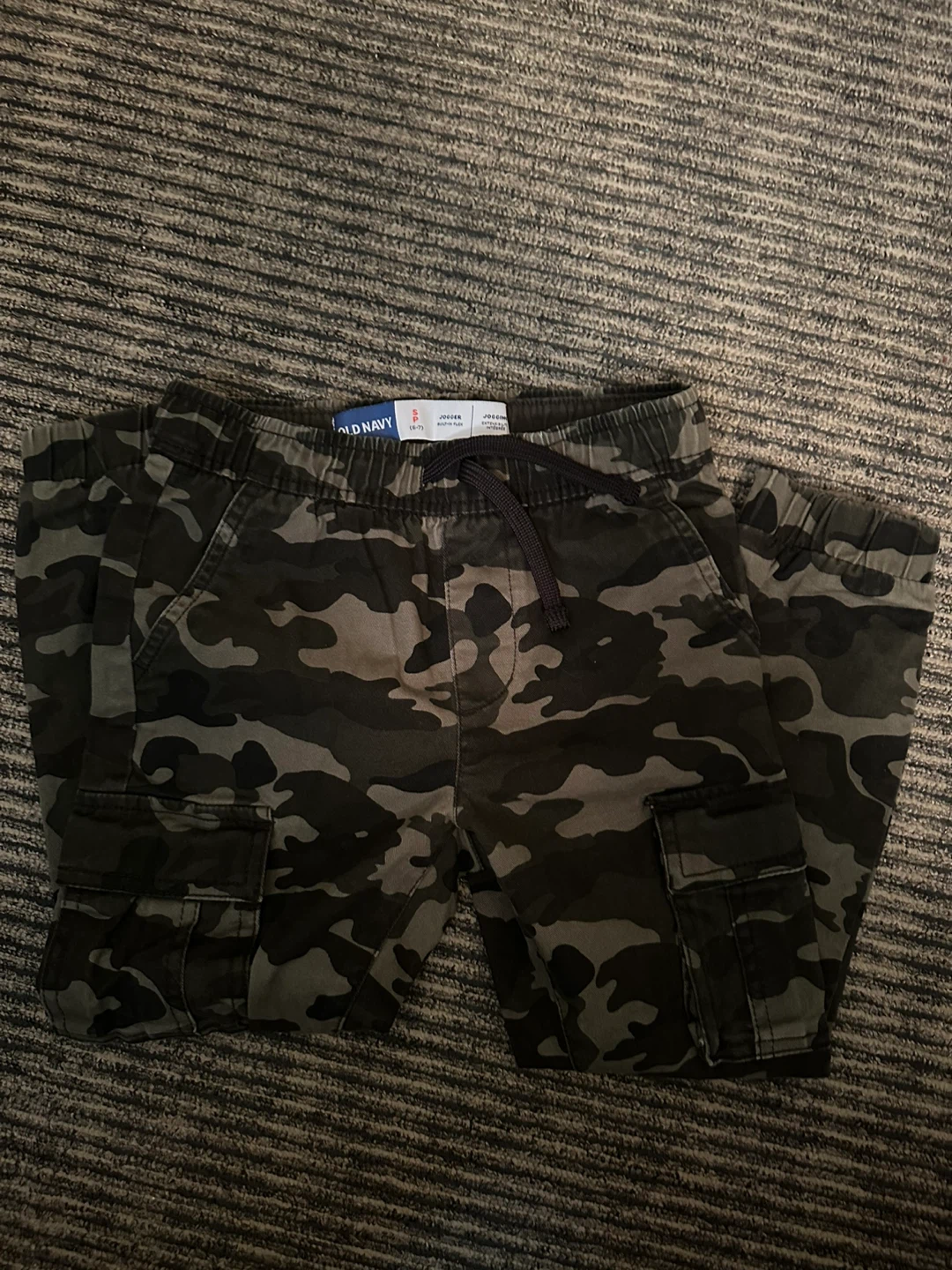 Sizes 6/7 Children's Jogger Pants Bundle (Old Navy, Puma, H&M) - photo 2