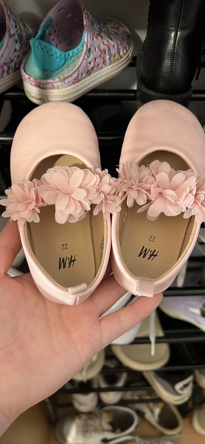 Pink toddler  flats size 6