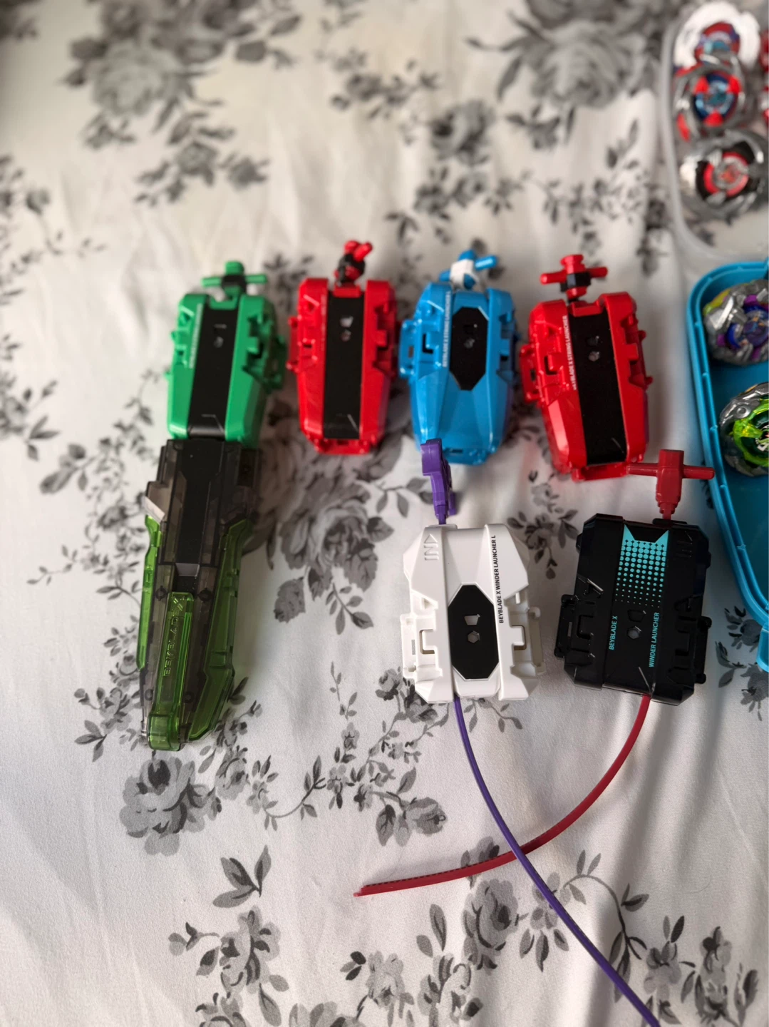 Beyblade X Full set - photo 3