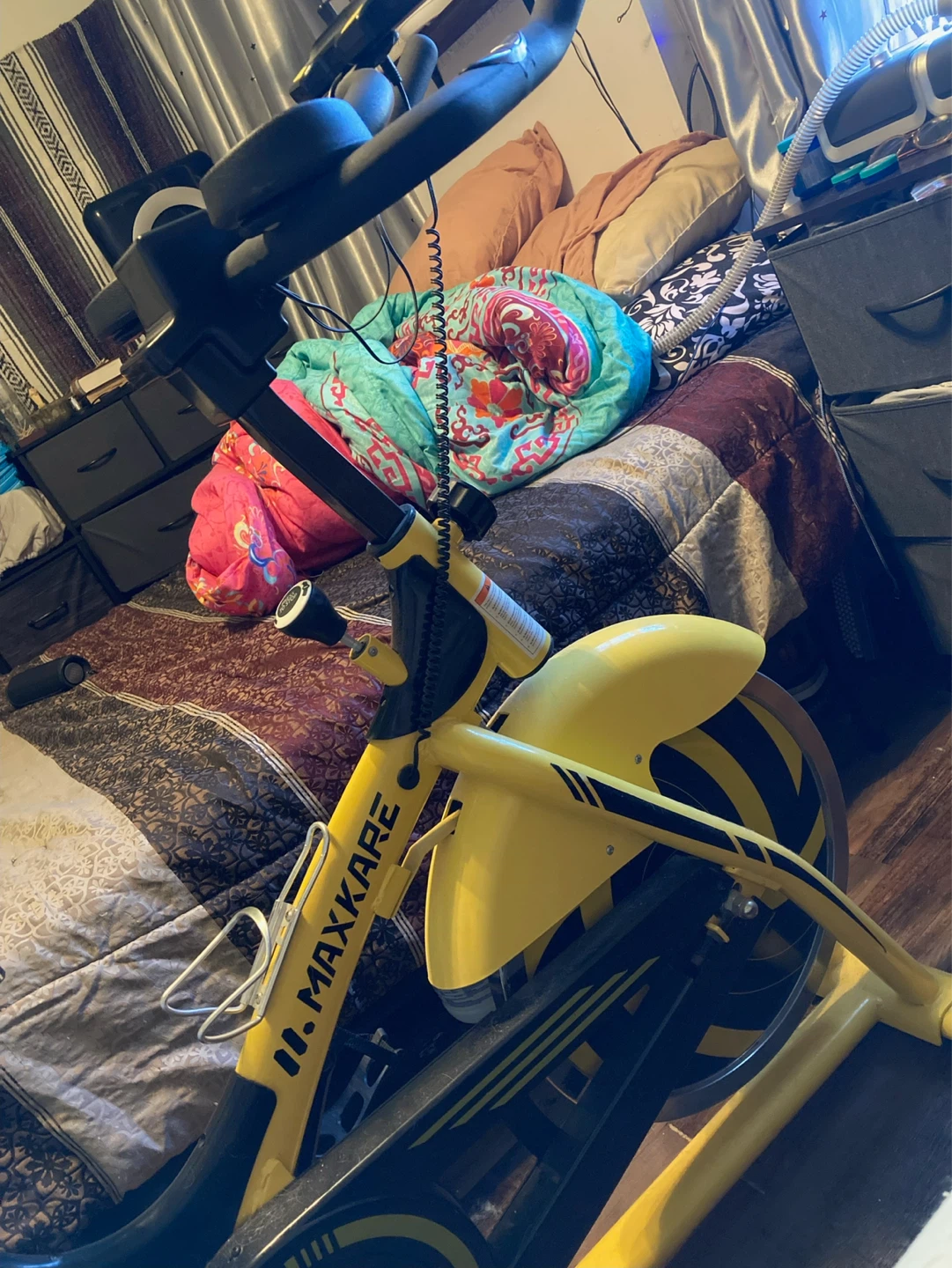 MAXKARE Yellow Spin Bike