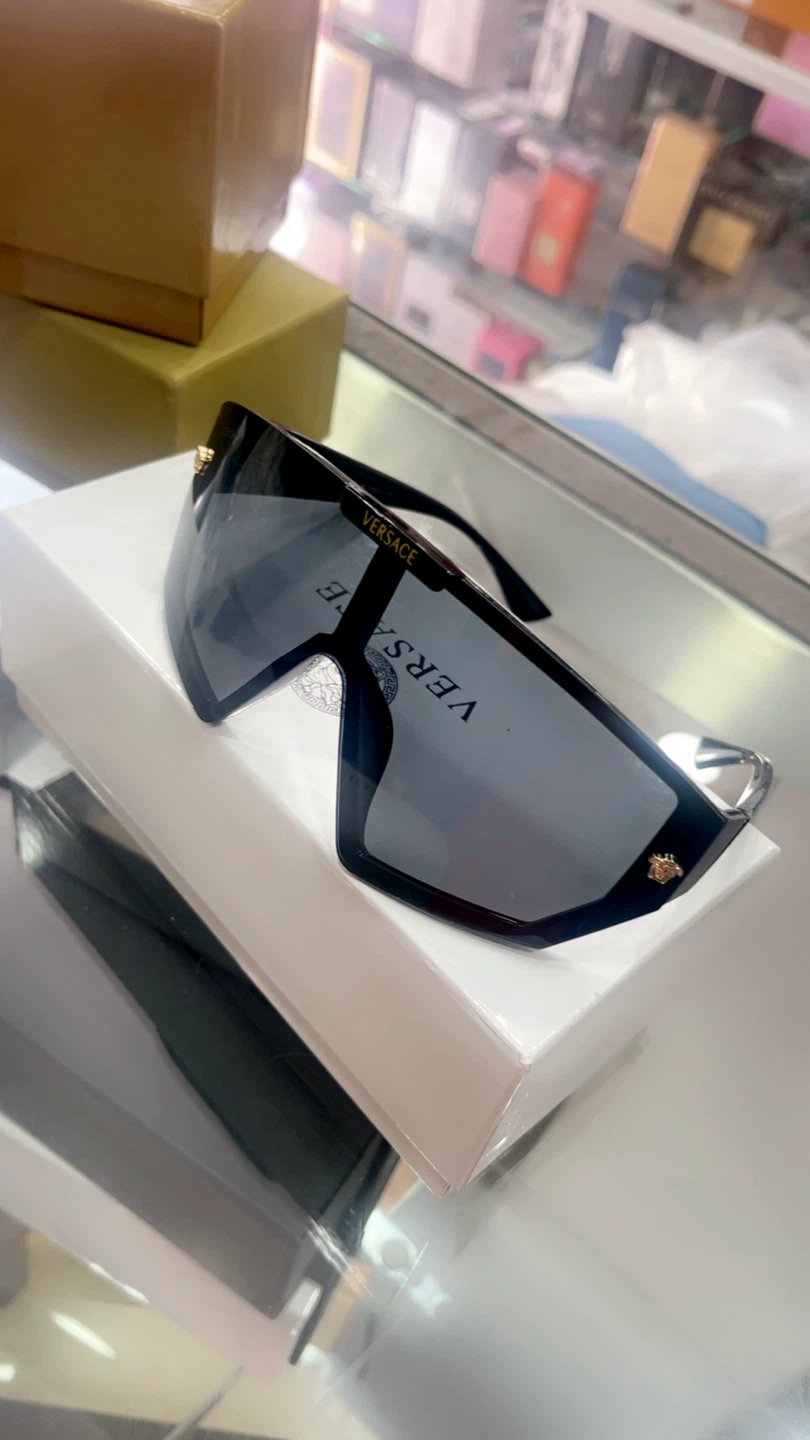 Versace Black Shield Sunglasses - photo 4