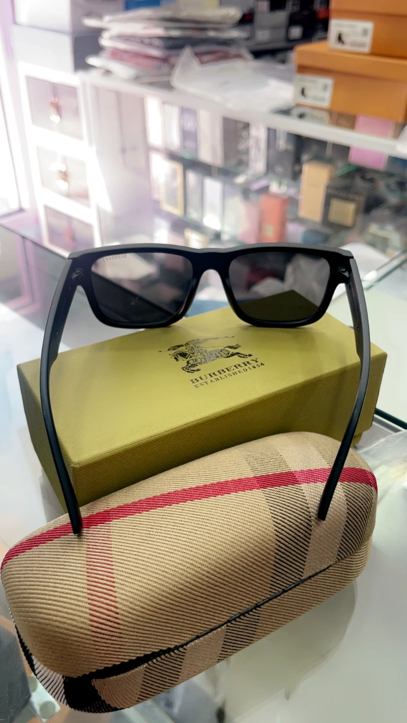 Burberry Sunglasses Black Square Frame - photo 5